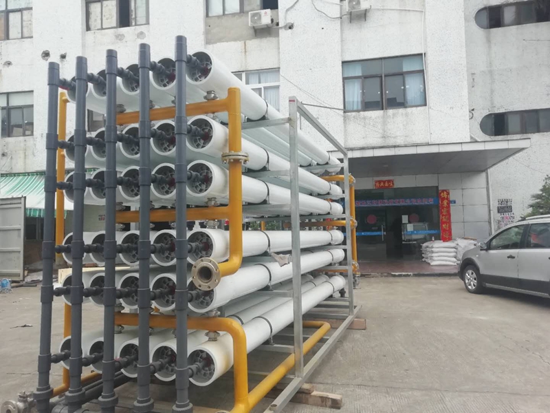 公司倉庫生產設備中